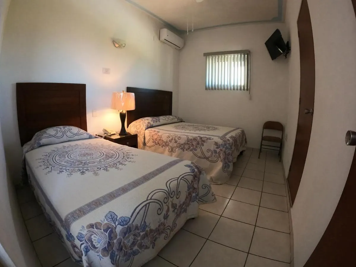 Hotel La Terminal Ixtapa  メキシコ